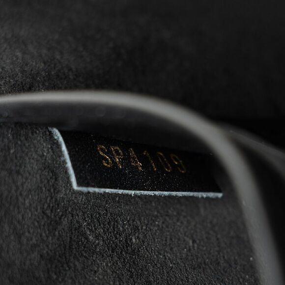 Louis Vuitton Reverse Monogram Dauphine Chain Wallet - Picture 6 of 12